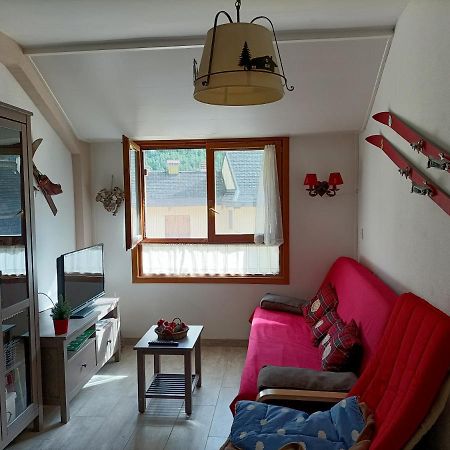 Apartamento Aranones Canfranc Luaran gambar