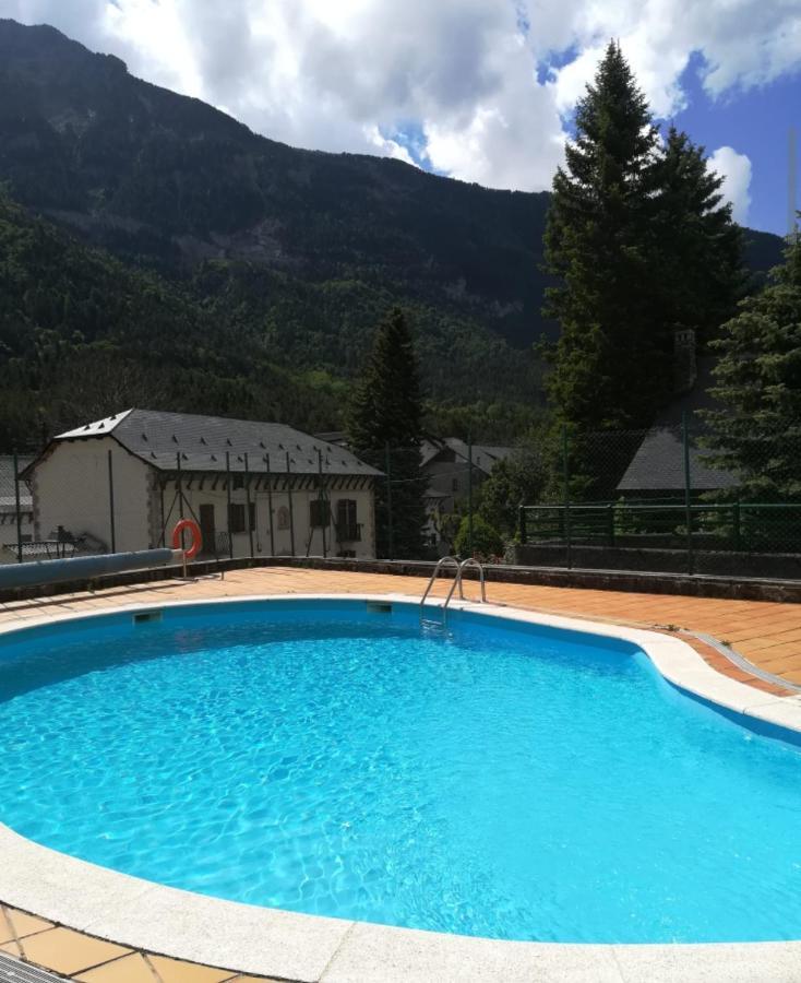 Apartamento Aranones Canfranc Luaran gambar